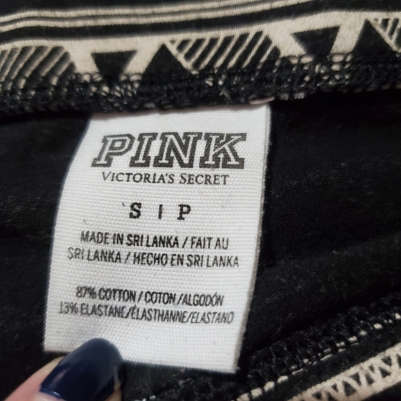 Pink Victoria's Secret Patterned Triangle Mozaic Geometric Studs Leggings - Picture 6 of 7